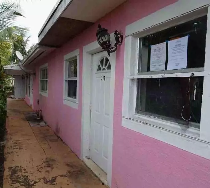 Pompano Beach, FL 33060,312 - 316 NE 4th St#1-3