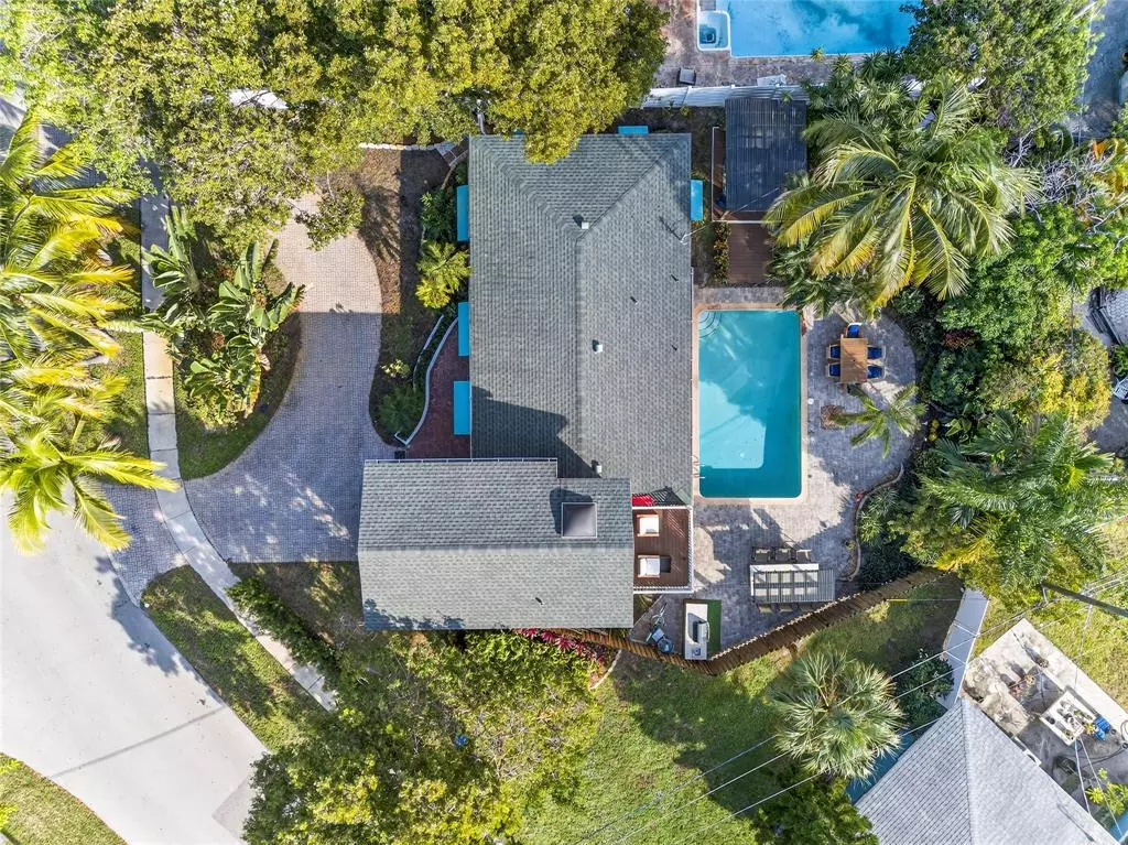 Pompano Beach, FL 33060,40 SW 9th Ct