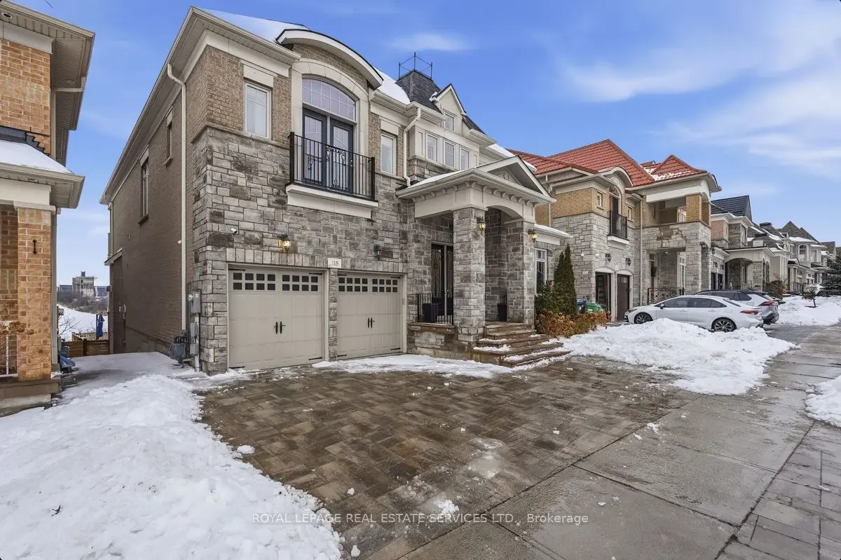 Brampton, ON L6Y 0S4,118 Coastline DR #Main & Upper