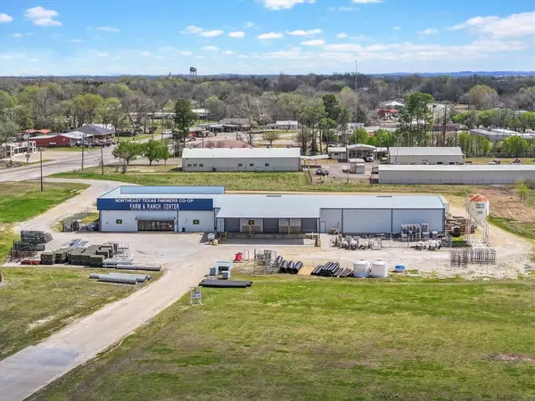 Clarksville, TX 75426,150 W Main Street