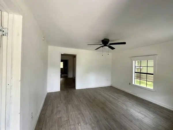 Paris, TX 75460,1037 Cedar Street