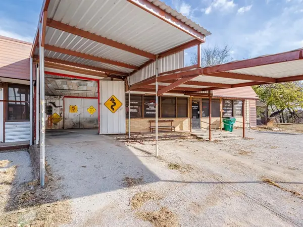 Coleman, TX 76834,201 E Liveoak Street