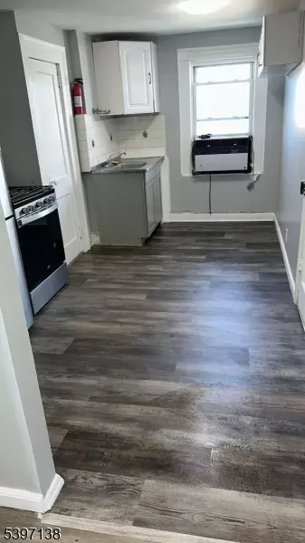 Paterson City, NJ 07522,76-78 Jasper St