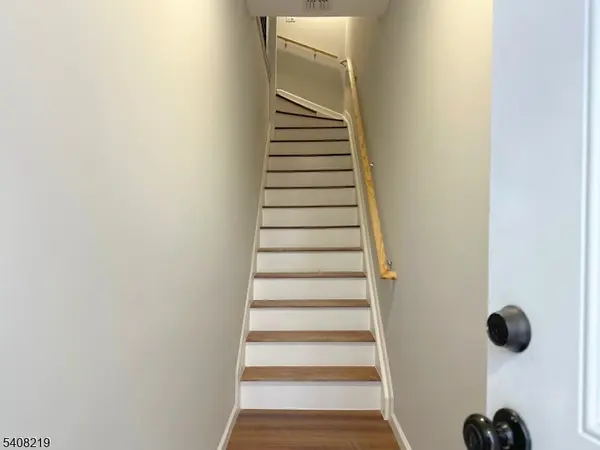 Clifton City, NJ 07011,137 Madeline Ave #2