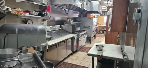 Wanaque Boro, NJ 07420,1116 Ringwood Ave