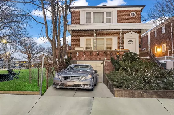 196-64 45th AVE, Flushing, NY 11358