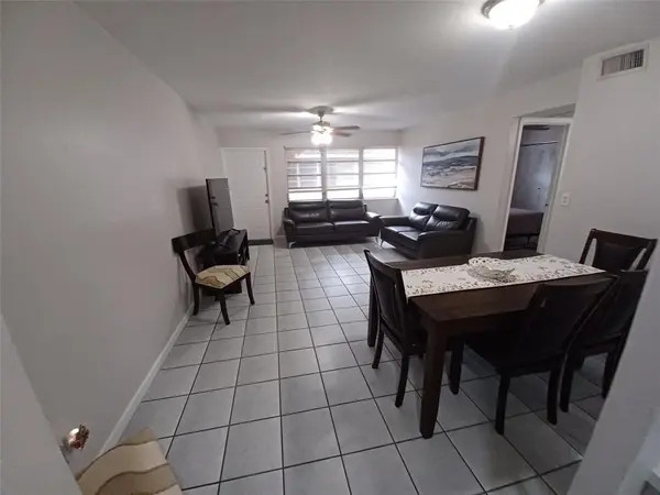 Coral Springs, FL 33071,10036 Twin Lakes Dr #37F