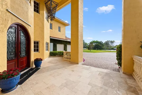 Plantation, FL 33325,11621 SW 1st St