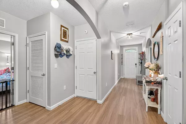 Sebastian, FL 32958,233 Periwinkle Dr