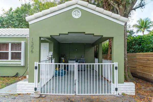 Fort Lauderdale, FL 33315,1306 SW 18th St