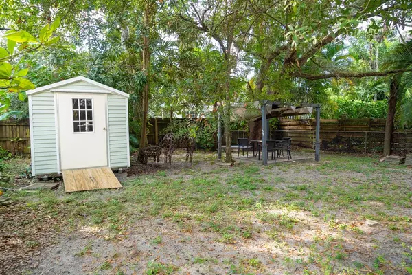 Fort Lauderdale, FL 33315,1306 SW 18th St