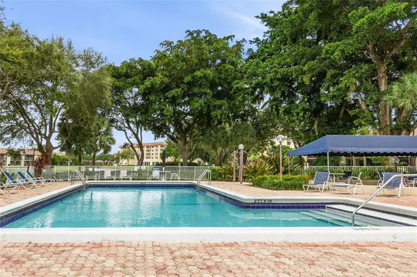 Deerfield Beach, FL 33442,2067 SW 15th St #232