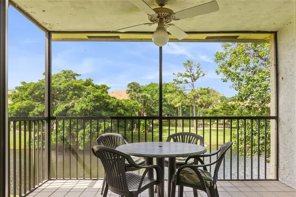 Deerfield Beach, FL 33442,2067 SW 15th St #232