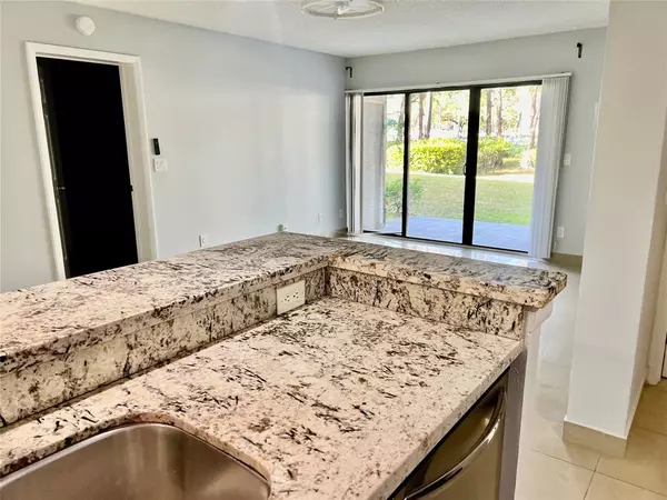 Coral Springs, FL 33071,9288 W Atlantic Blvd #1114
