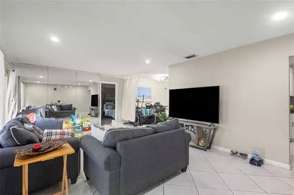 Boca Raton, FL 33428,10344 Dorchester Dr