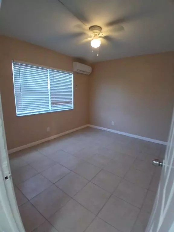 Dania Beach, FL 33004,Address not disclosed