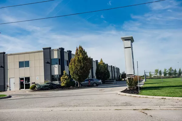 35 Bury CT, Brant, ON N3S 0A9