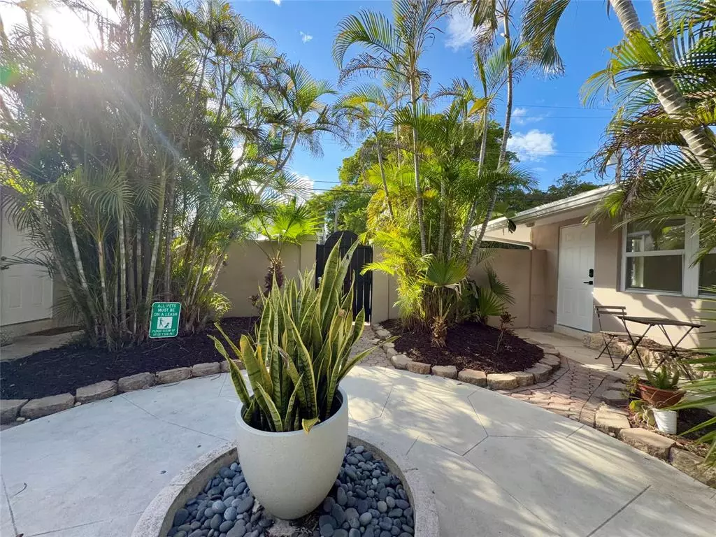 Fort Lauderdale, FL 33304,924 NE 17th Ter #10