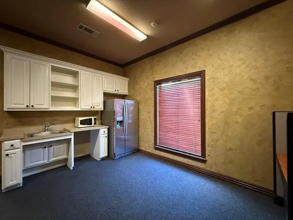 Plano, TX 75024,6305 Preston Road #900