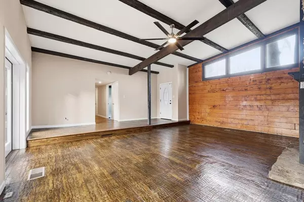 Highland Village, TX 75077,828 Highland Village Road