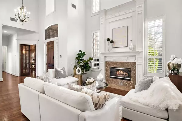 Plano, TX 75024,6609 Riverhill Drive