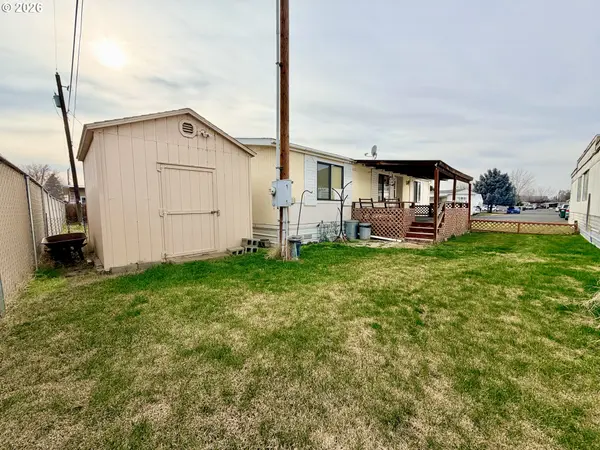 Hermiston, OR 97838,445 E Jennie AVE #92