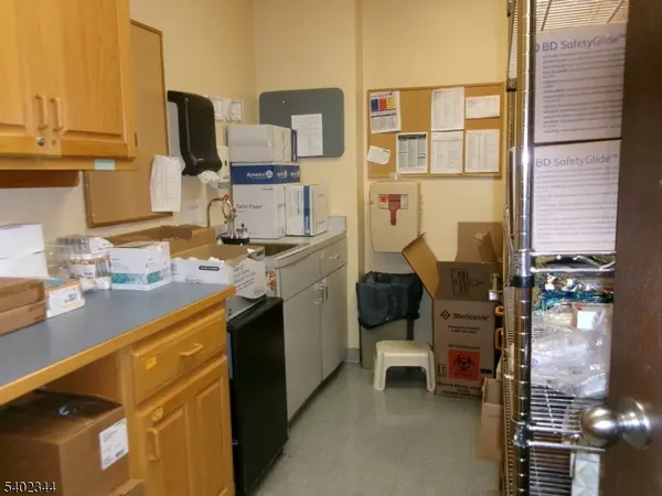 Wayne Twp., NJ 07470,57 Willowbrook Blvd