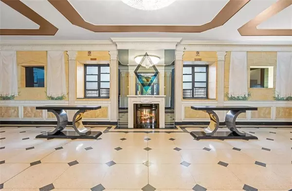 Brooklyn, NY 11218,300 Ocean Pkwy #4S