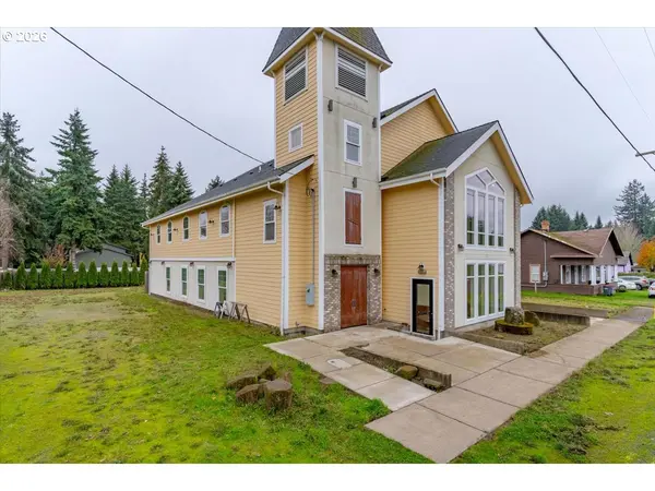 205 SIXTH ST, Amity, OR 97101