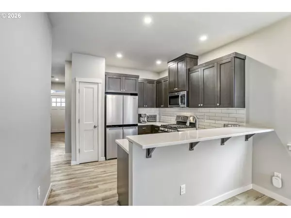 Portland, OR 97266,6314 SE 87TH AVE