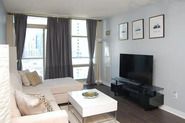 Toronto C01, ON M5V 3V9,35 Mariner TER #2208