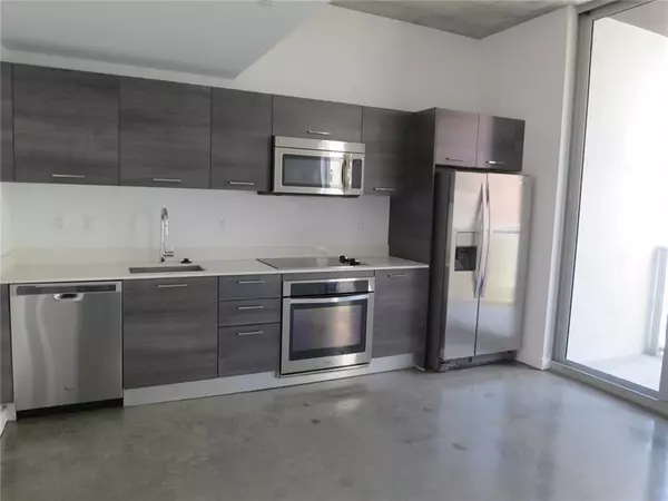 Miami, FL 33131,151 SE 1st St #608