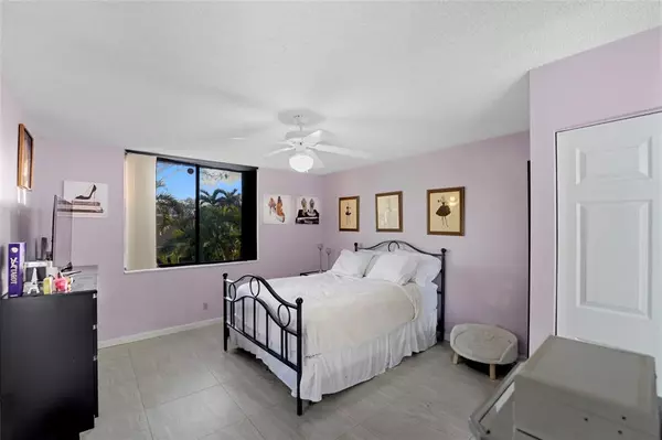 Boca Raton, FL 33433,8267 Severn Drive #C