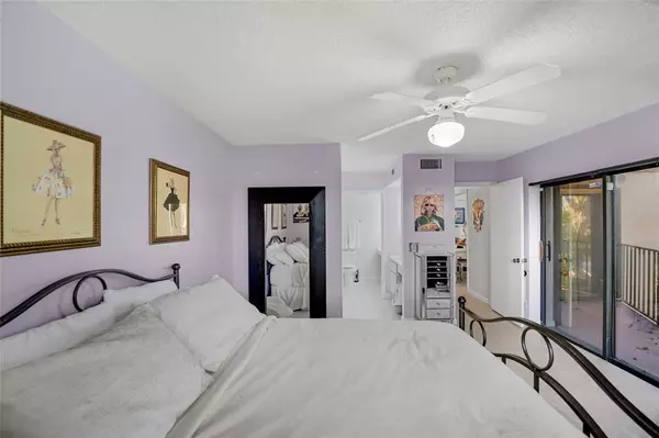 Boca Raton, FL 33433,8267 Severn Drive #C