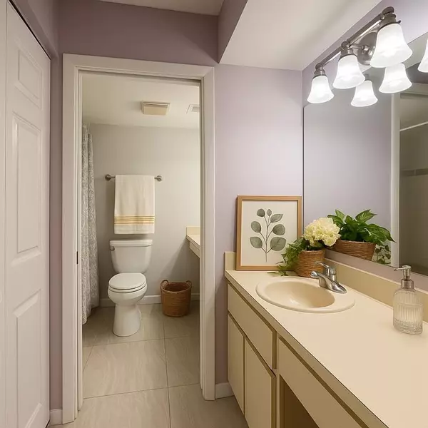 Boca Raton, FL 33433,8267 Severn Drive #C