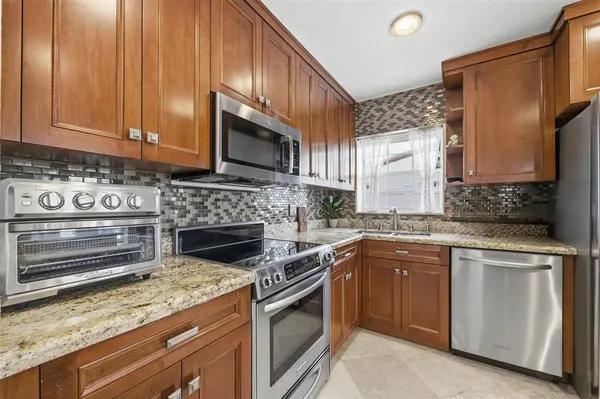 Fort Lauderdale, FL 33315,1009 Mango Isle