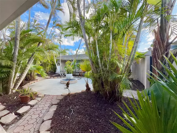 Fort Lauderdale, FL 33304,924 NE 17th Ter #10