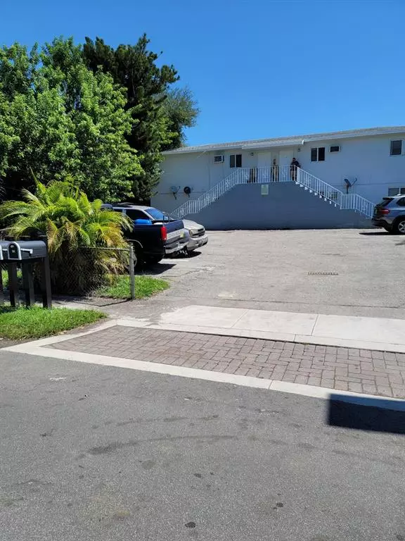 Dania Beach, FL 33004,Address not disclosed