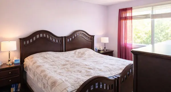 Mississauga, ON L5N 1V3,2634 Canberra RD