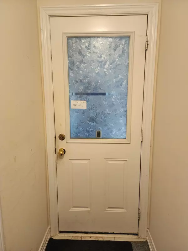 75 Vanderpool CRES, Brampton, ON L6P 3W2