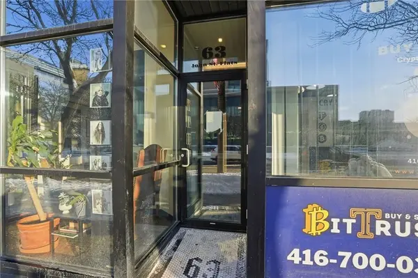 Hamilton, ON L8N 2B9,63 JOHN ST S #303