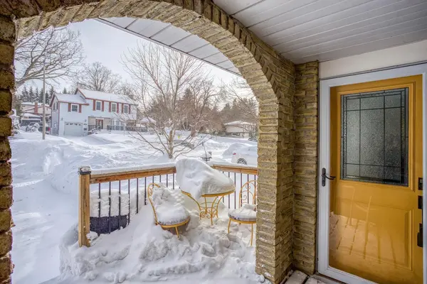 Centre Wellington, ON N1M 3E1,235 Wellington ST