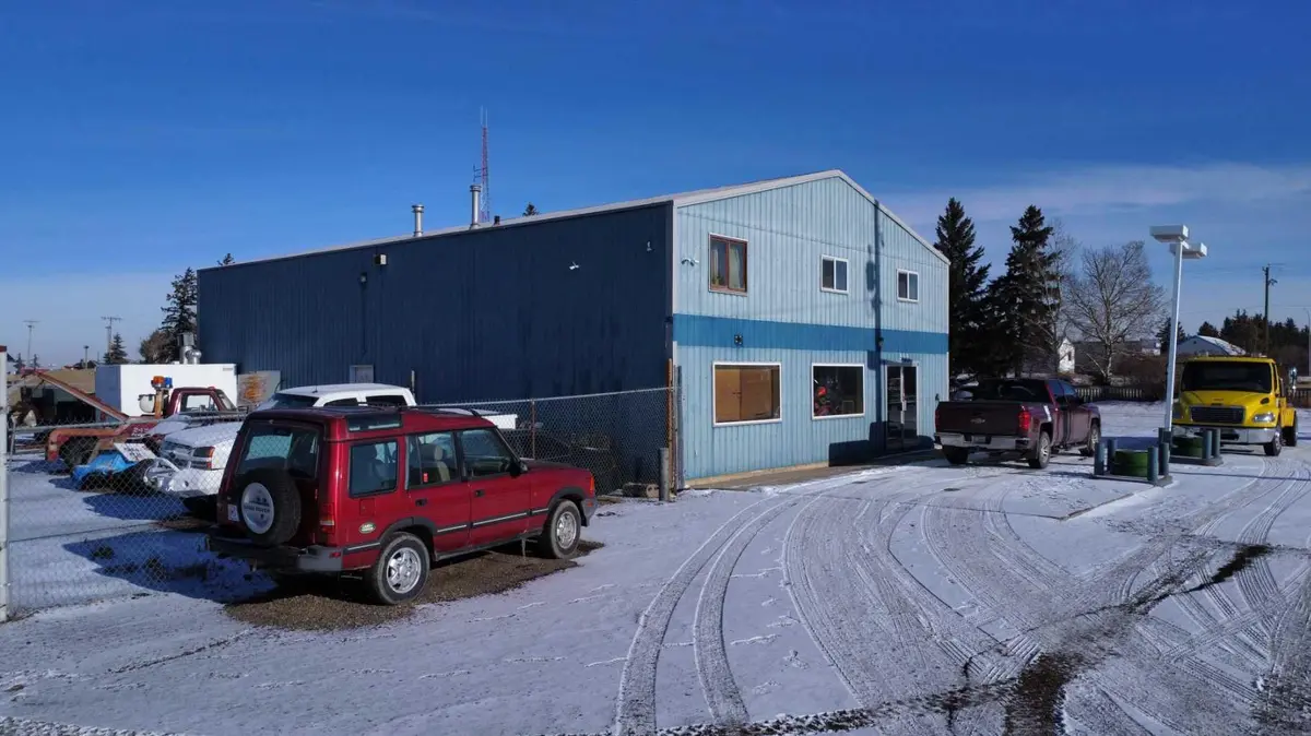 Bassano, AB T0J 0B0,940 5 AVE