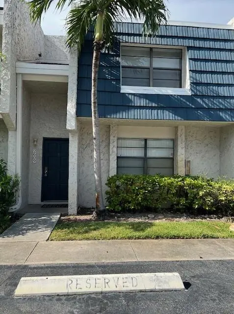 Hollywood, FL 33021,2609 N 40th Ave #A-5