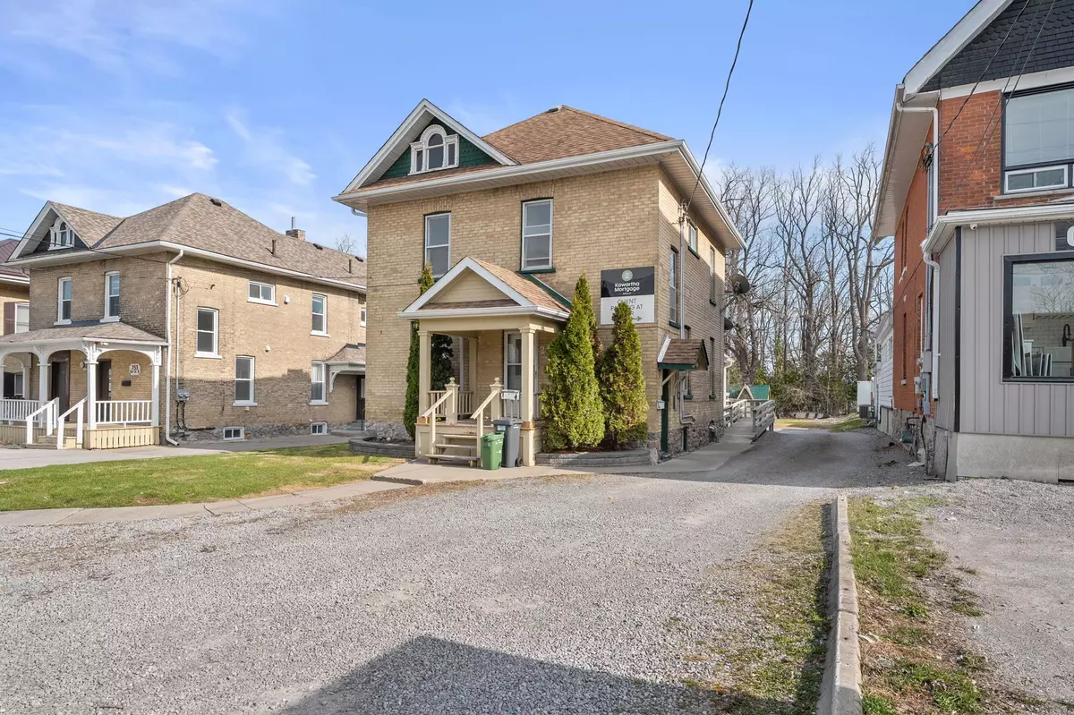 Kawartha Lakes, ON K9V 2Z4,255 Kent ST W