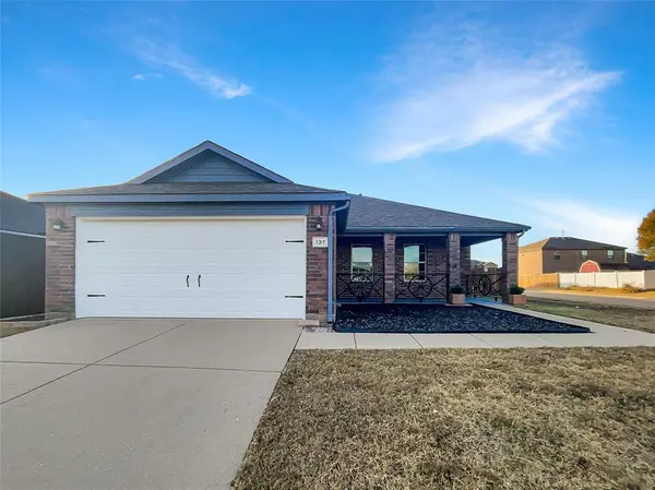 137 Meadow Ridge Drive,  Anna,  TX 75409