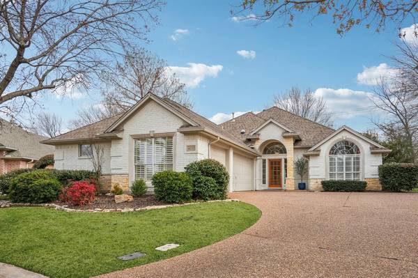 4037 Appian Way, Arlington, TX 76013
