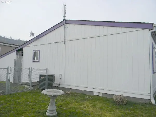 The Dalles, OR 97058,950 POMONA ST #183