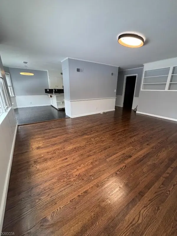 Hawthorne Boro, NJ 07506,130 Arlington Ave #1