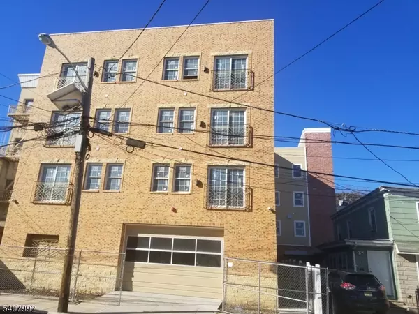 Newark City, NJ 07105,12-16 Adams St